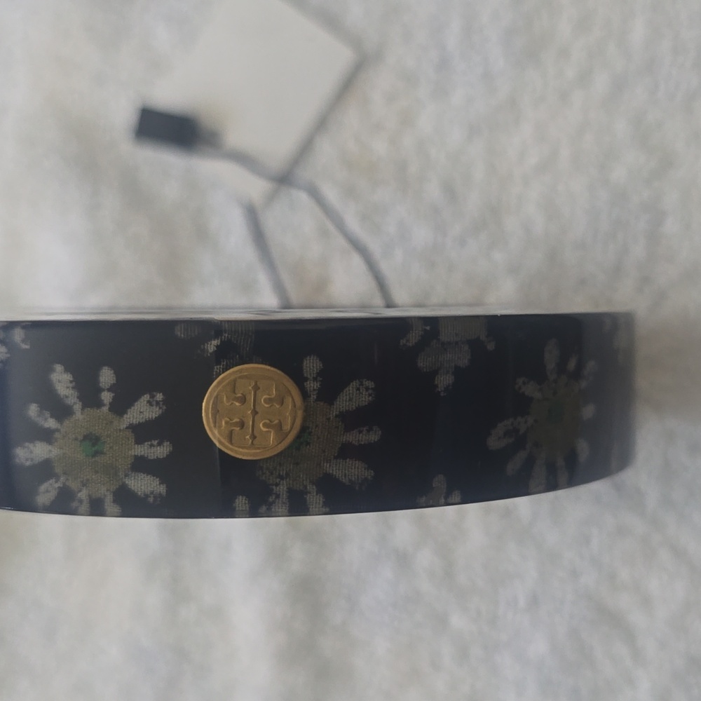 Tory burch